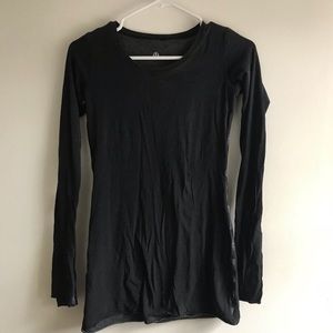 Black Lululemon Long Sleeve Top - size 4